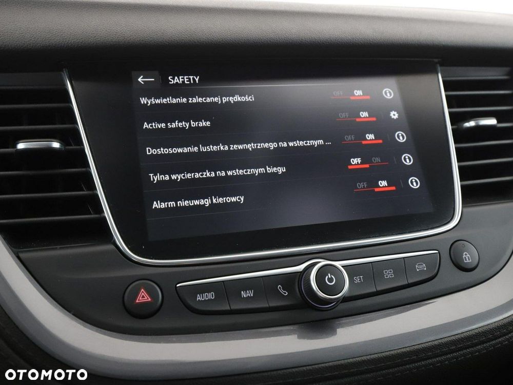 Opel Grandland X 1.2 T GPF Edition Business Pack S&S - 27