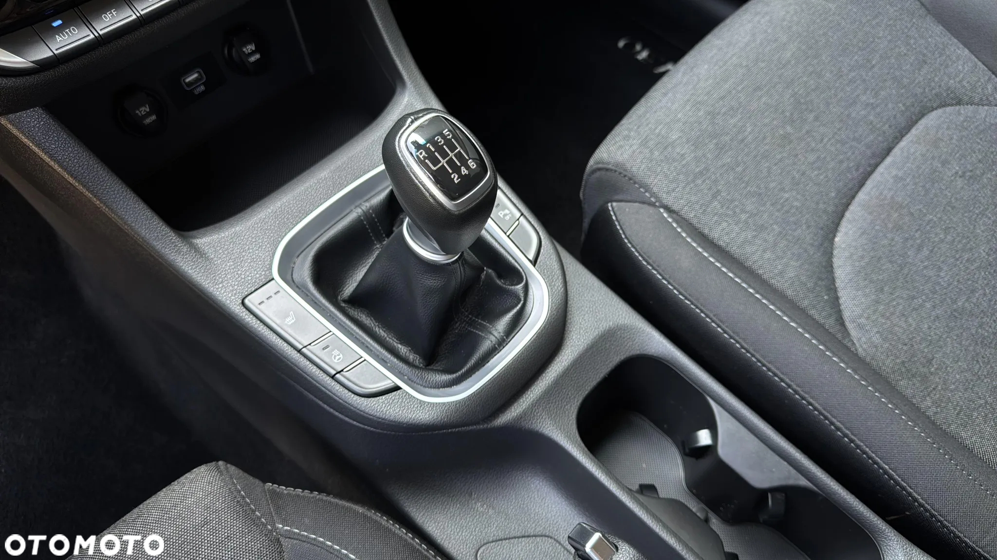 Hyundai i30 1.5 DPI Comfort - 16