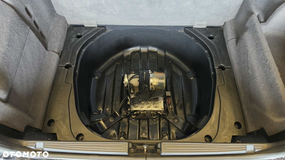 BMW Seria 7 750iL - 19