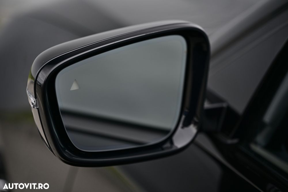 BMW Seria 3 330i xDrive Aut. M Sport - 37