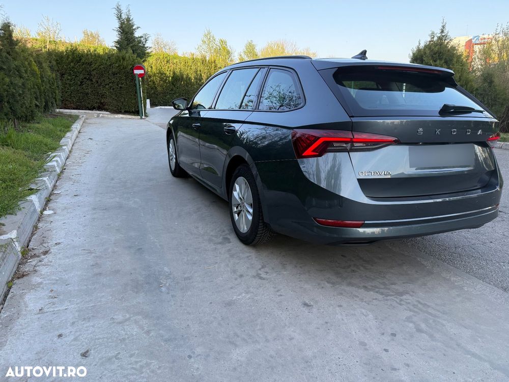 Skoda Octavia 2.0 TDI DSG Ambition - 30