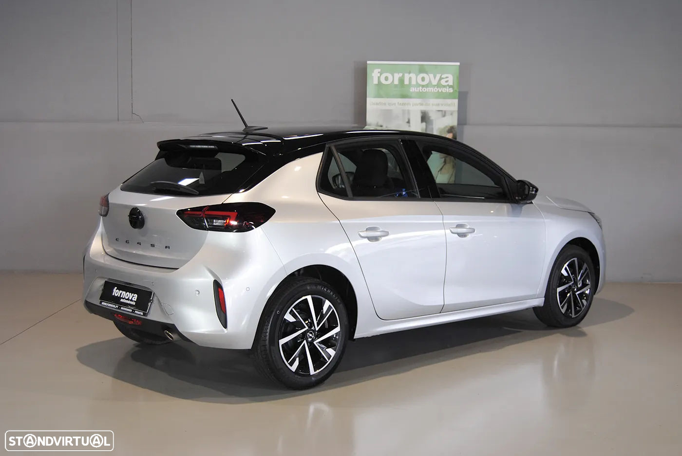 Opel Corsa 1.2 T GS - 6