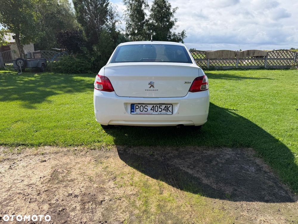 Peugeot 301 1.6 VTi Allure - 4