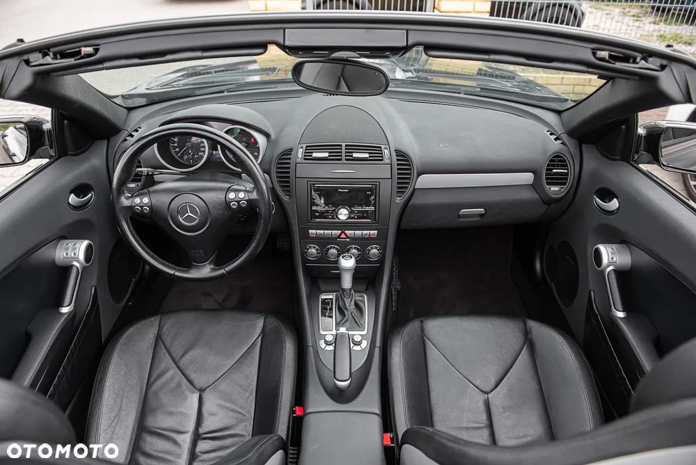 Mercedes-Benz SLK 350 7G-TRONIC - 24