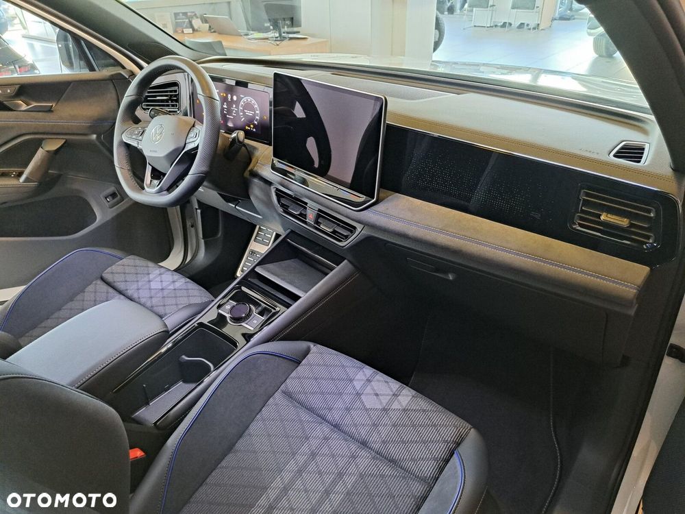 Volkswagen Tiguan - 8