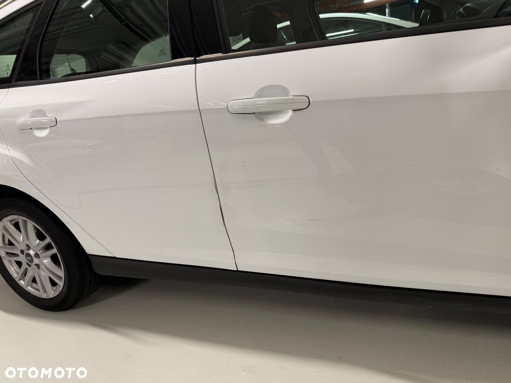 Ford Focus 1.5 TDCi SYNC Edition - 20