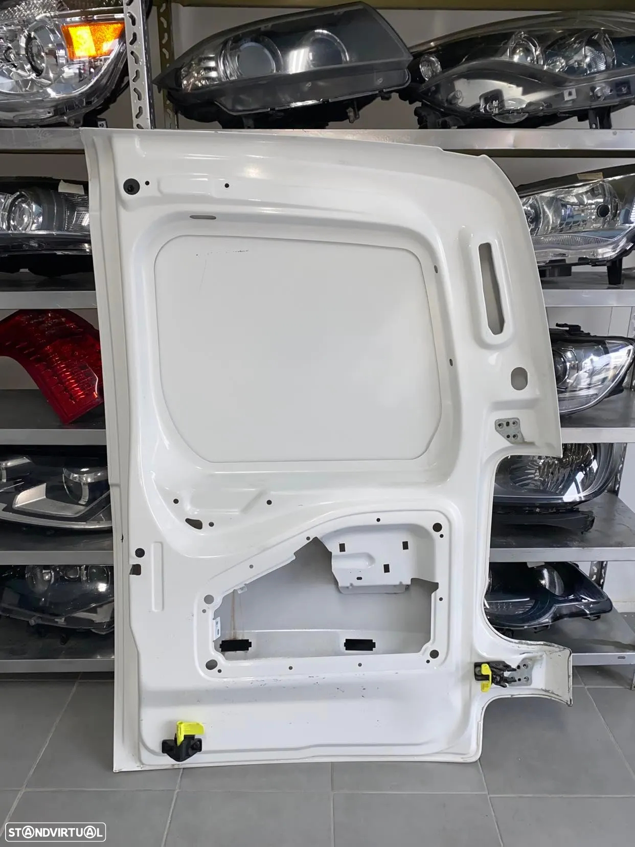 Porta Trás Esquerda Peugeot Partner / Citroen Berlingo - 2016 / 2024 - 2