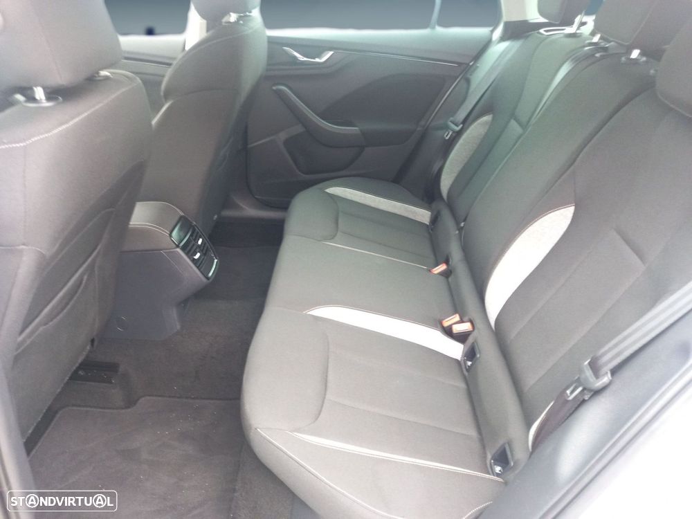 Skoda Scala 1.0 TSI Ambition DSG - 11