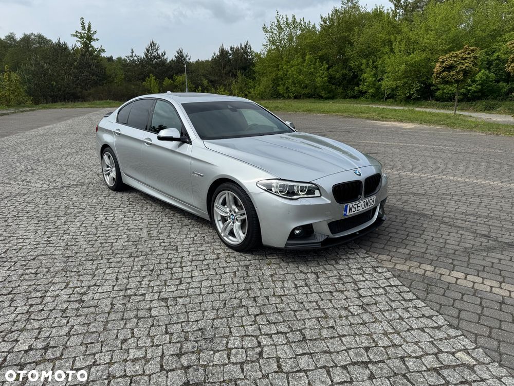 BMW Seria 5 550i xDrive Sport-Aut - 1