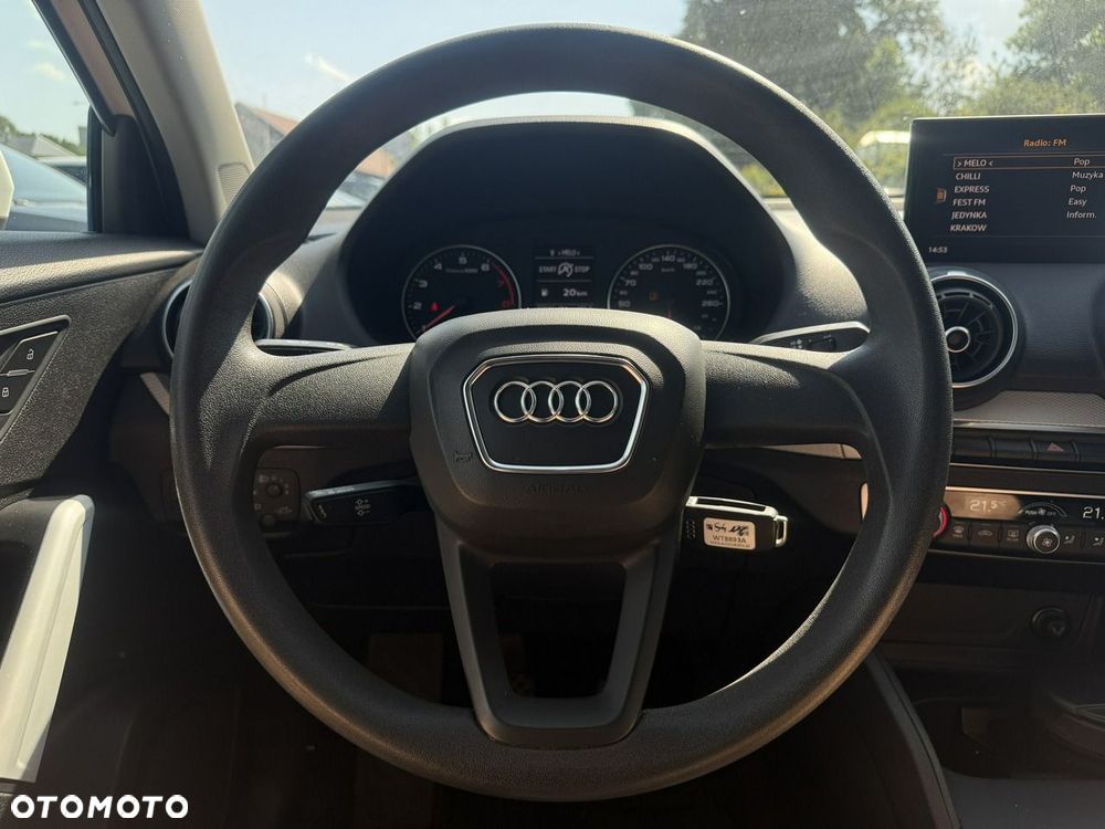 Audi Q2 30 TFSI - 8