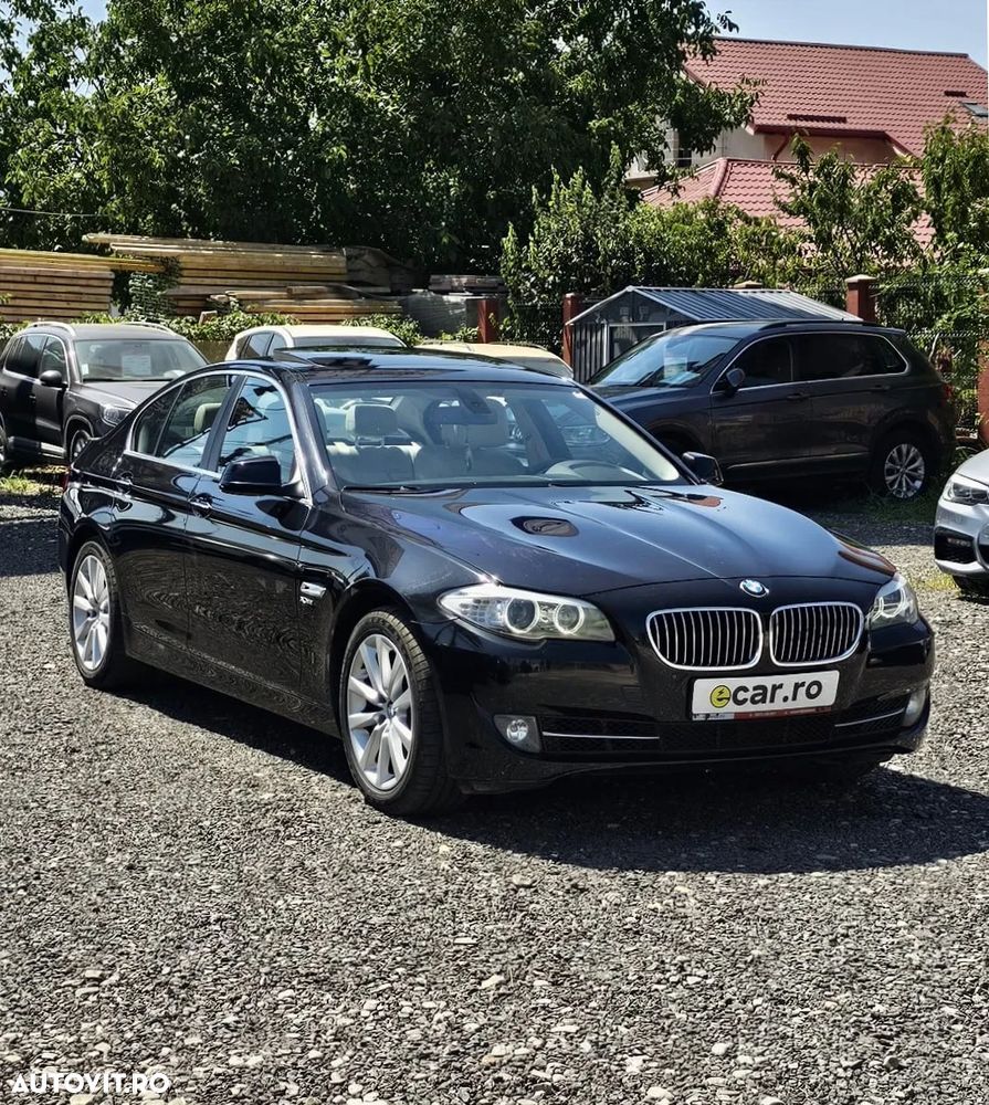 BMW Seria 5 528i xDrive AT - 1