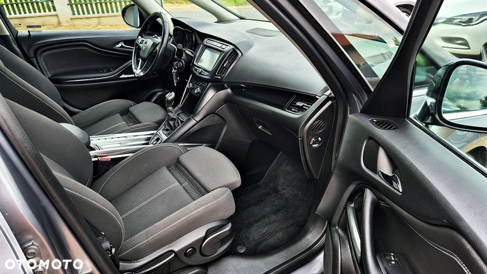 Opel Zafira 1.4 T Cosmo EcoFLEX S&S - 37