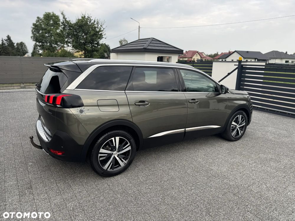 Peugeot 5008 - 16