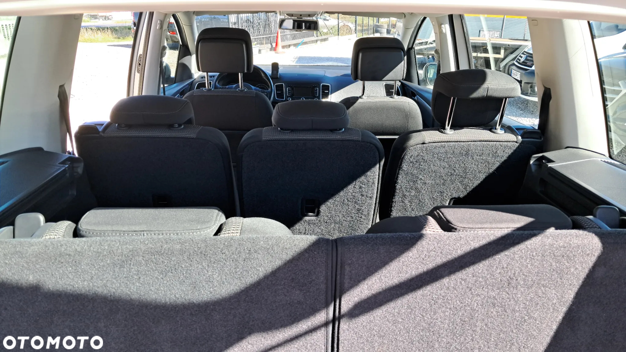 Volkswagen Sharan 2.0 TDI BlueMotion Technology Highline - 12