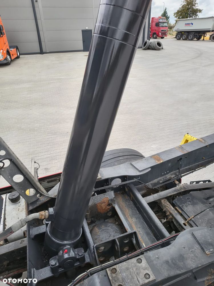 Schmitz Cargobull SKI24 - 10