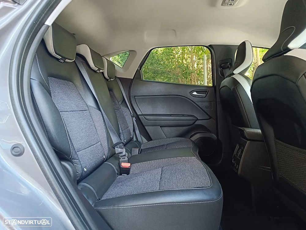 Renault Captur 1.6 E-Tech Plug-In Intens - 29