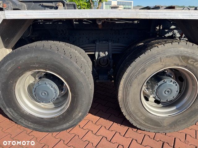 Mercedes-Benz Arocs 3251 - 24