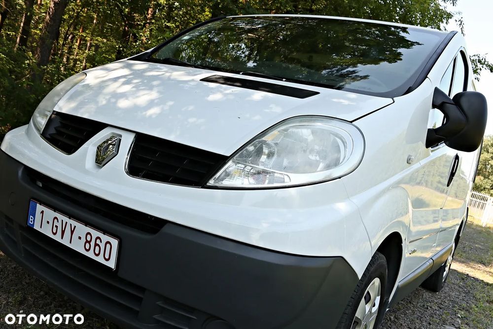 Renault Trafic - 1