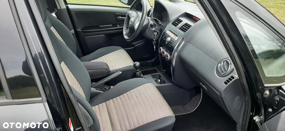 Fiat Sedici 1.6 16V 4x2 Emotion - 18