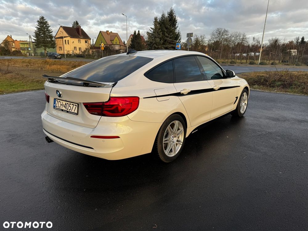 BMW 3GT 320d Sport-Aut Sport Line - 18