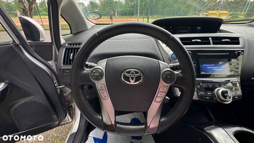 Toyota Prius+ Hybrid 135 Executive - 11