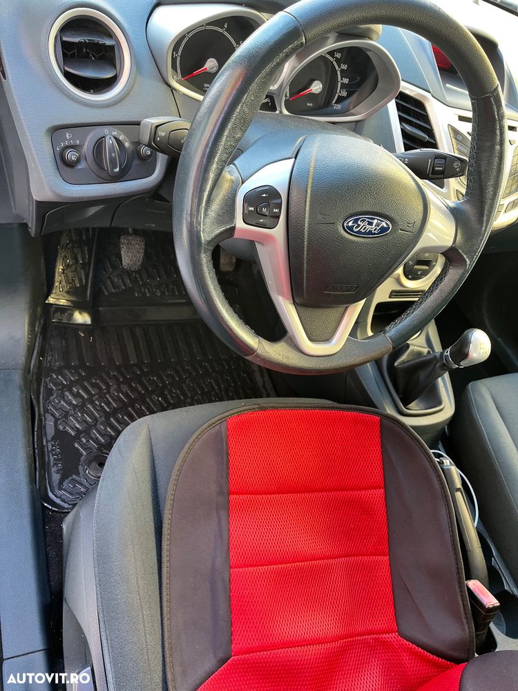 Ford Fiesta 1.25 Trend - 9