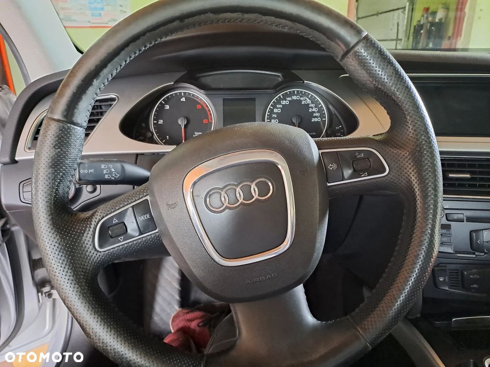 Audi A4 Avant null - 13