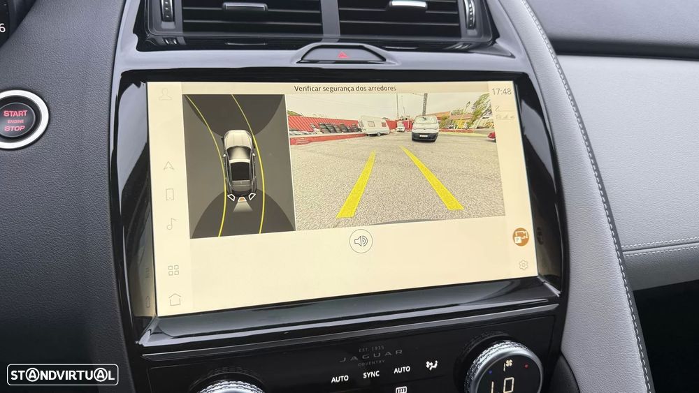 Jaguar E-Pace 1.5 P300e R-Dynamic SE AWD Aut. - 29