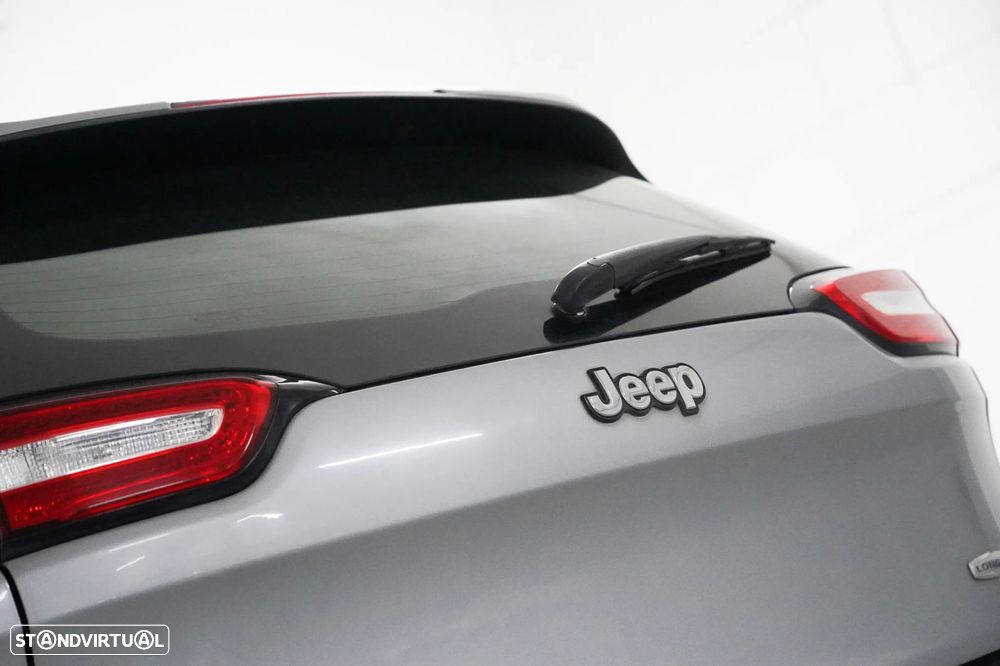 Jeep Cherokee 2.0 MJD Longitude - 16
