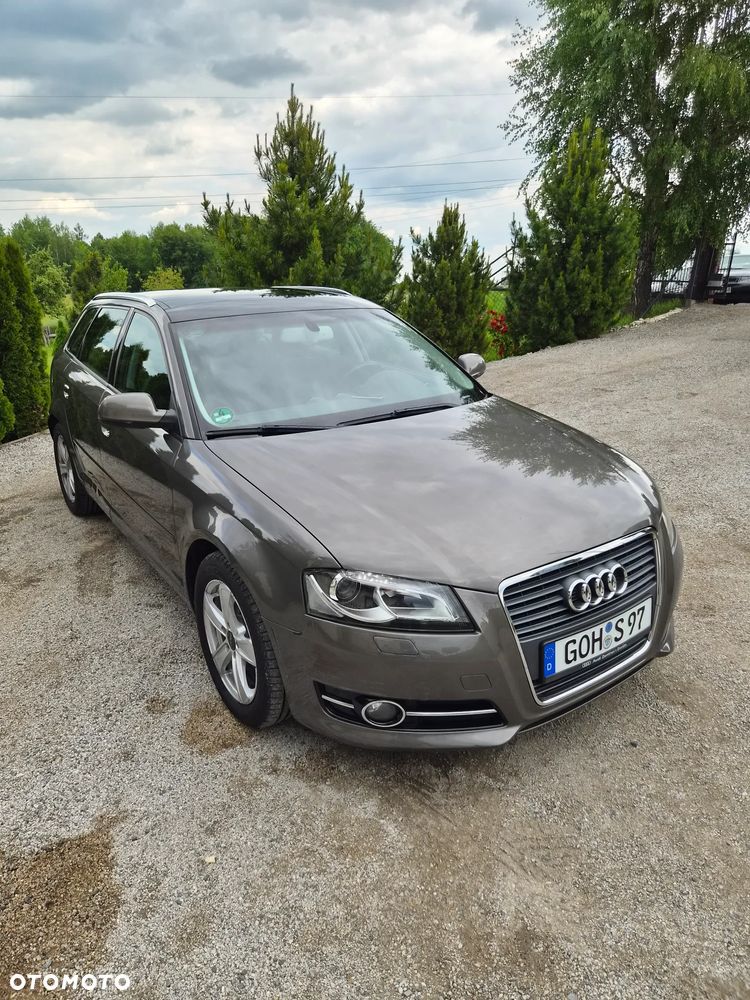 Audi A3 Sportback 1.6 TDI DPF S tronic Ambiente - 19