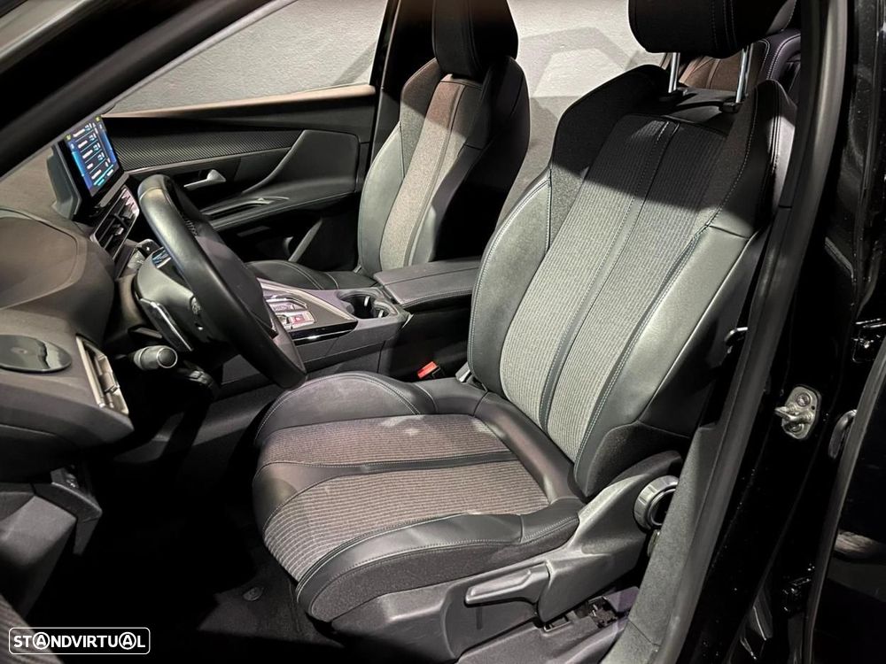 Peugeot 3008 1.6 Hybrid Allure Pack e-EAT8 - 22