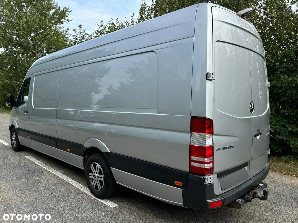 Mercedes-Benz SPRINTER - 6