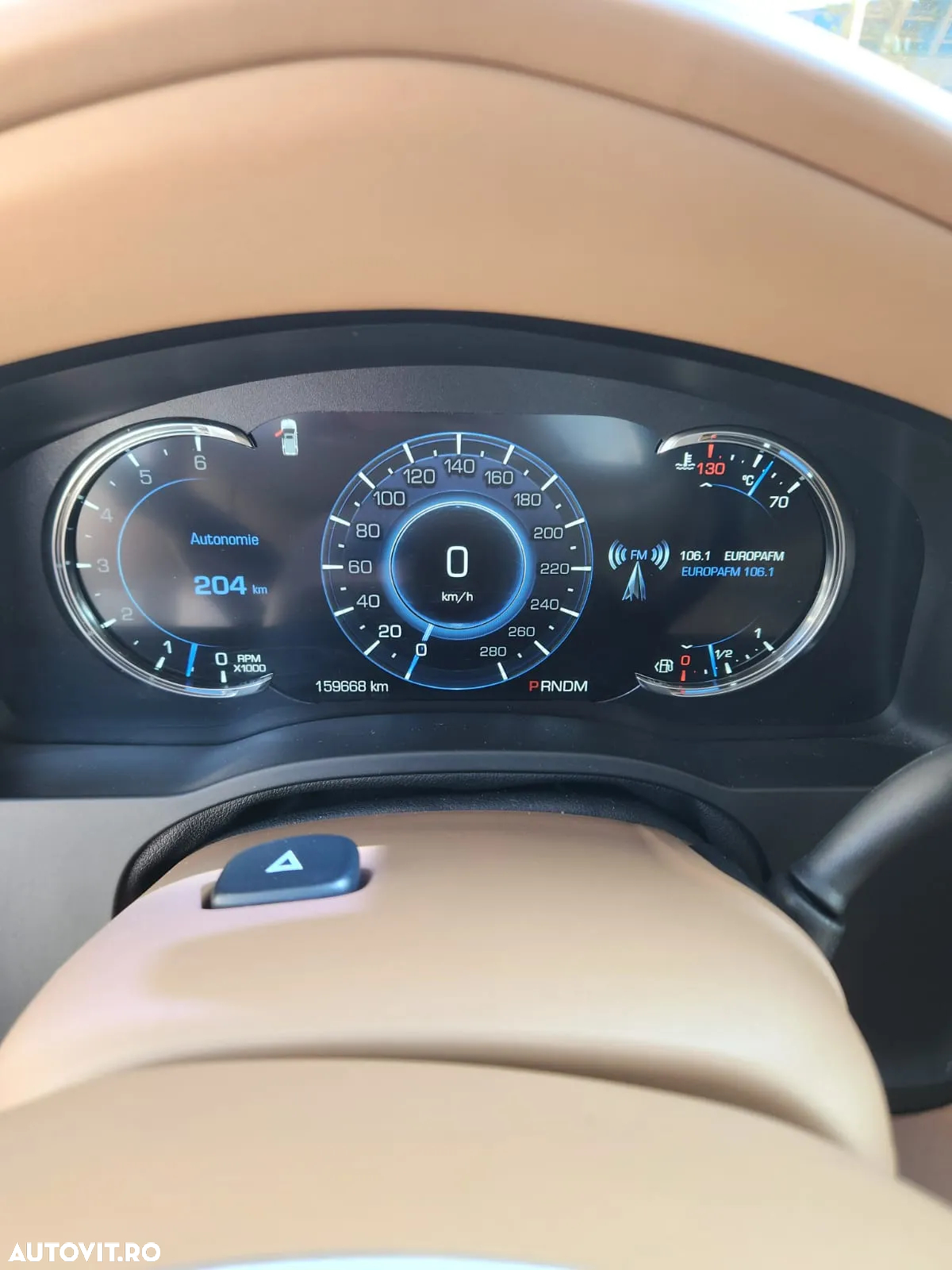 Cadillac Escalade - 13