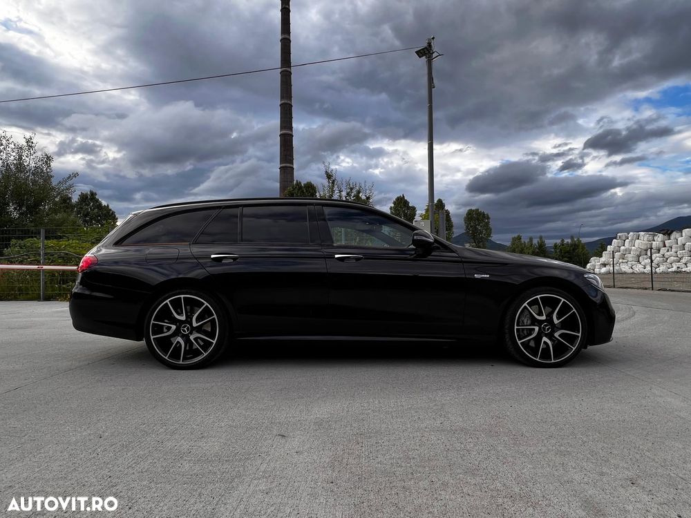 Mercedes-Benz E - 1