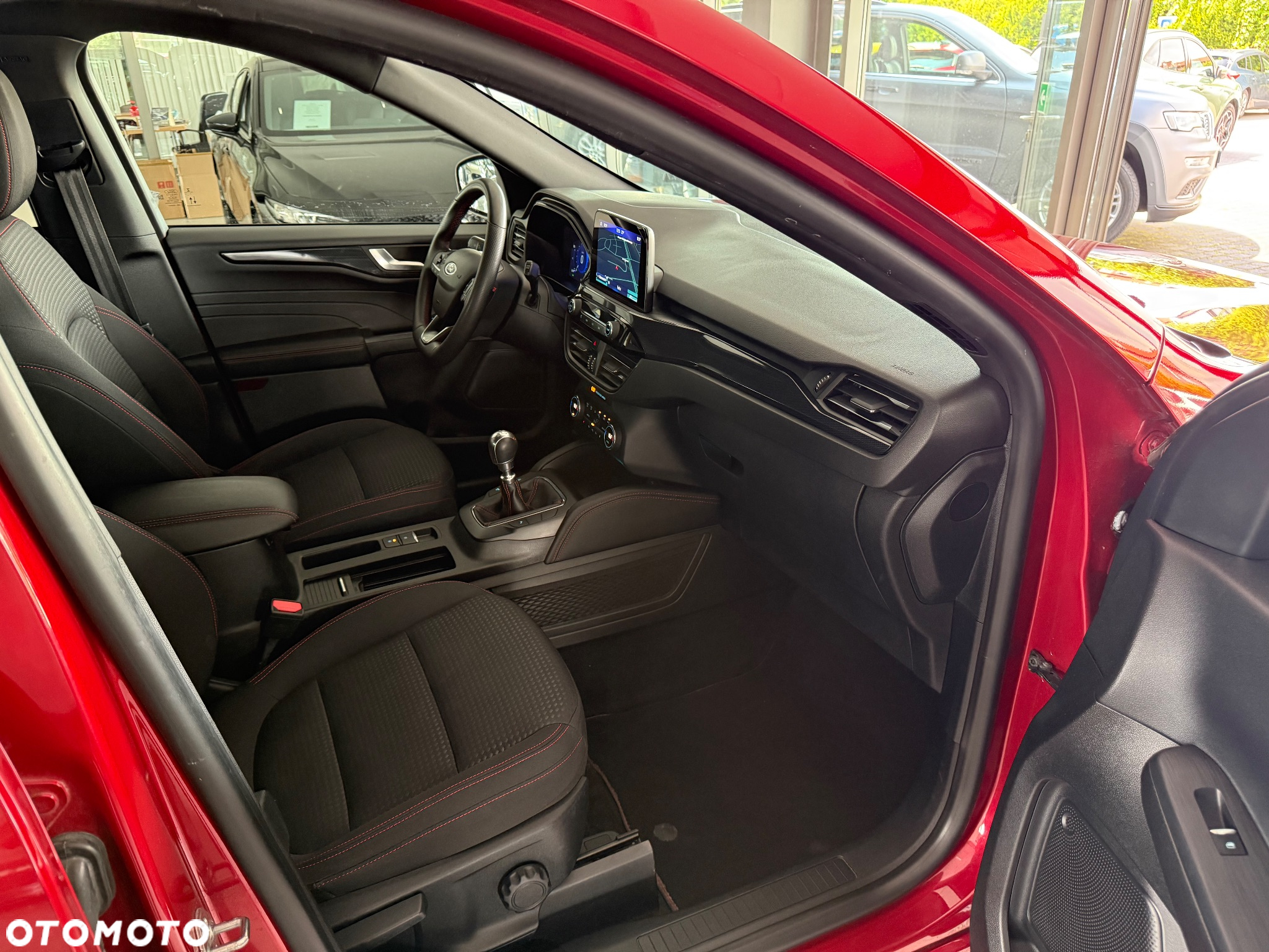 Ford Kuga 1.5 EcoBoost FWD ST-Line - 34