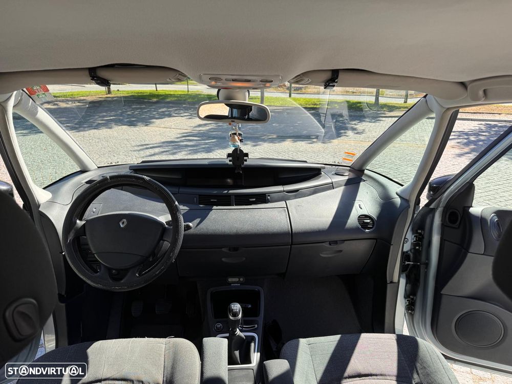 Renault Grand Espace 2.0 dCi FAP Dynamique - 12