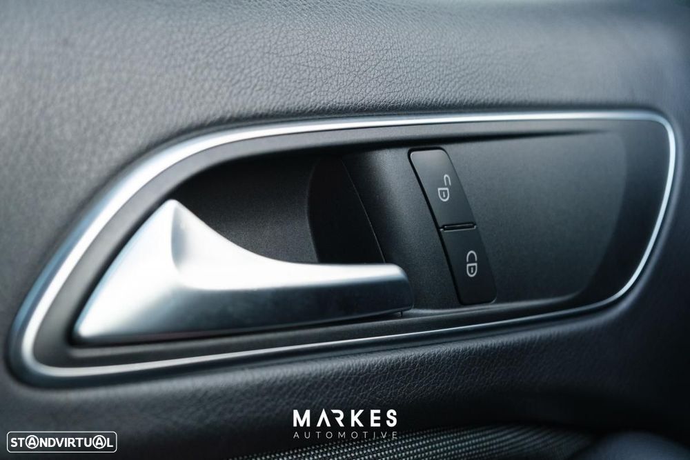 Mercedes-Benz A 180 - 16