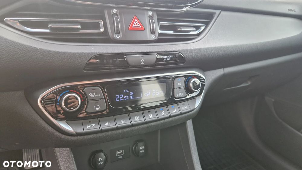 Hyundai i30 1.5 DPI Comfort - 11