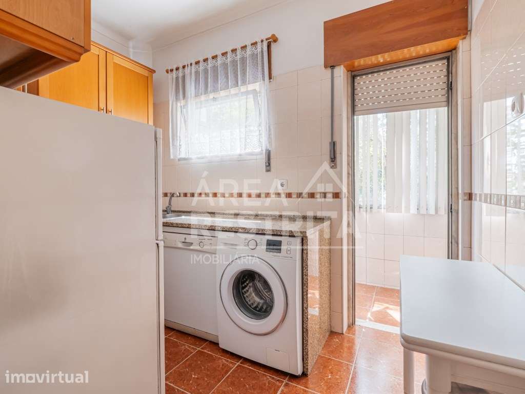 Excelente Apartamento T2 nas Paivas - Ótimo Potencial e Localização... - Grande imagem: 3/59