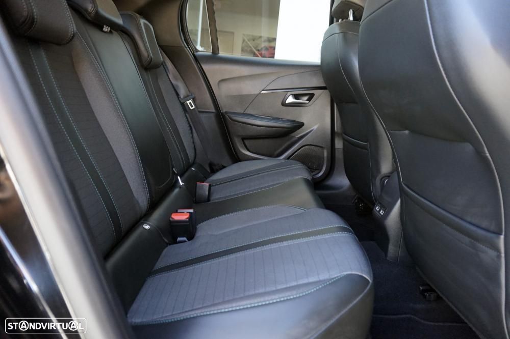 Peugeot 208 1.2 PureTech Allure EAT8 - 3