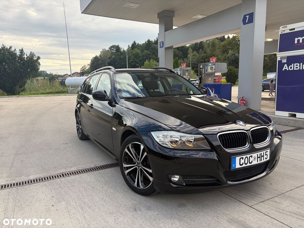 BMW Seria 3 318i Edition Exclusive - 4