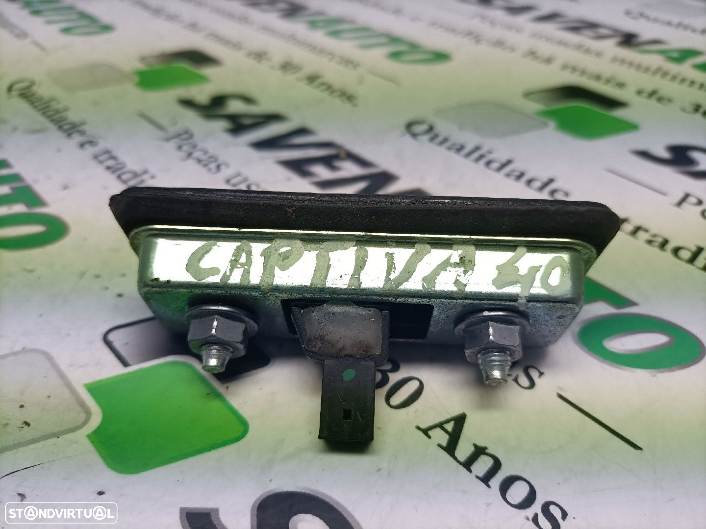 Interruptor / Switch / Botão Da Mala Chevrolet Captiva (C100, C140) - 2