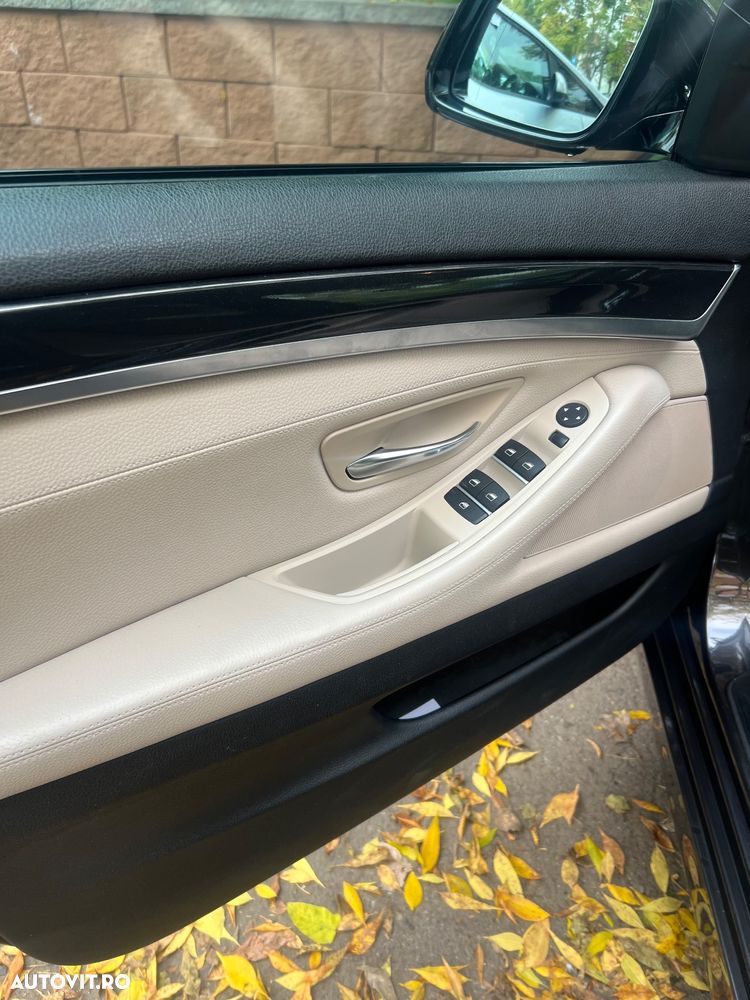 BMW Seria 5 520d xDrive AT - 15