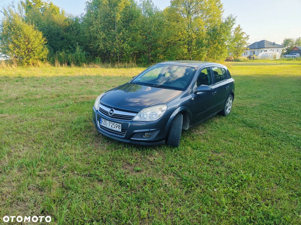 Opel Astra - 2