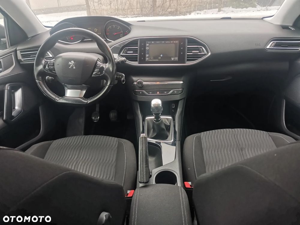 Peugeot 308 1.6 BlueHDi Active S&S - 10