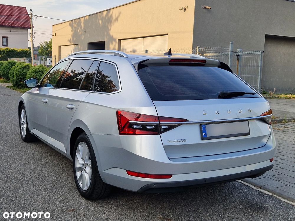Skoda Superb 2.0 TSI Ambition DSG - 7