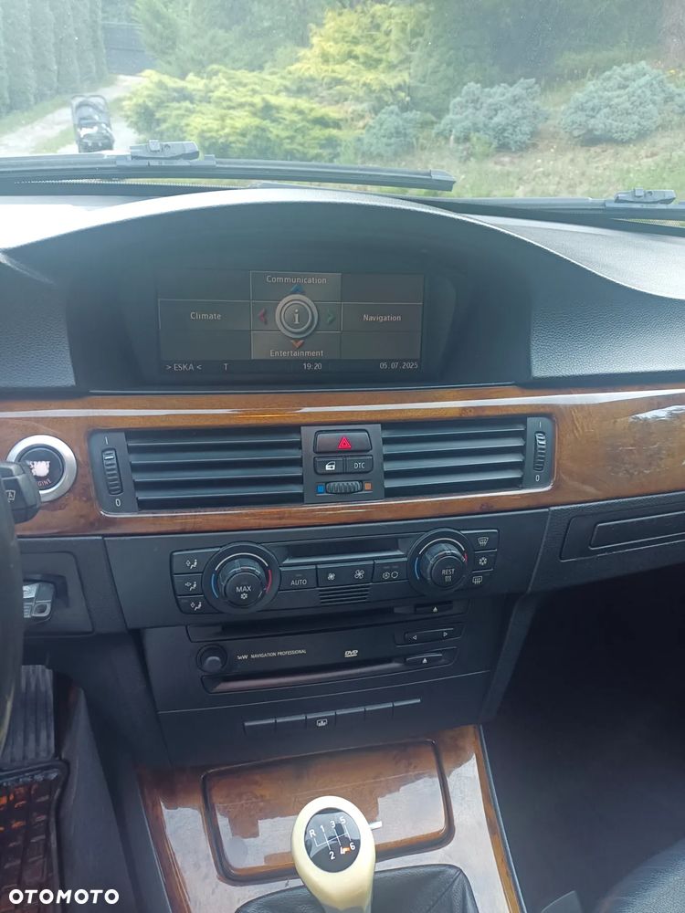 BMW Seria 3 320d - 9