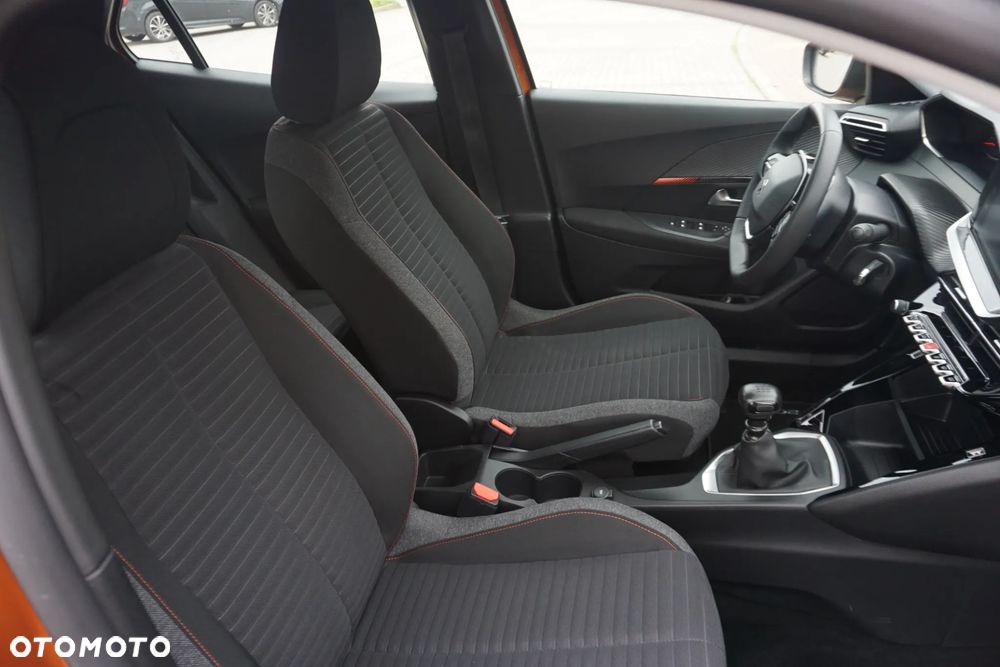 Peugeot 2008 1.2 PureTech Active Pack S&S - 22
