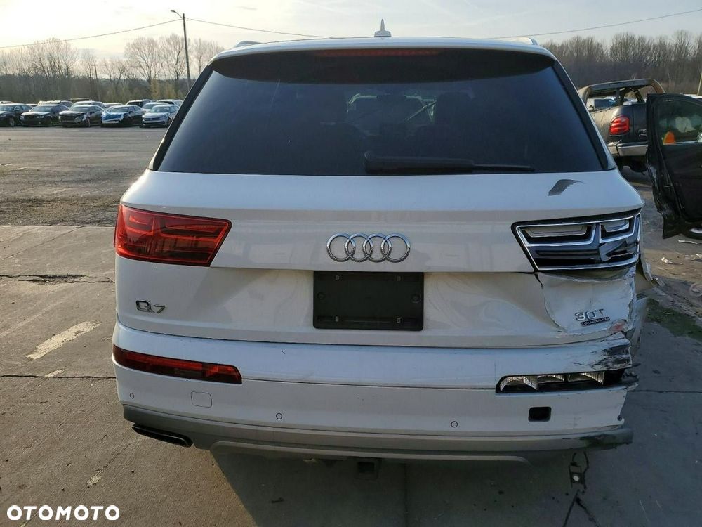 Audi Q7 - 6