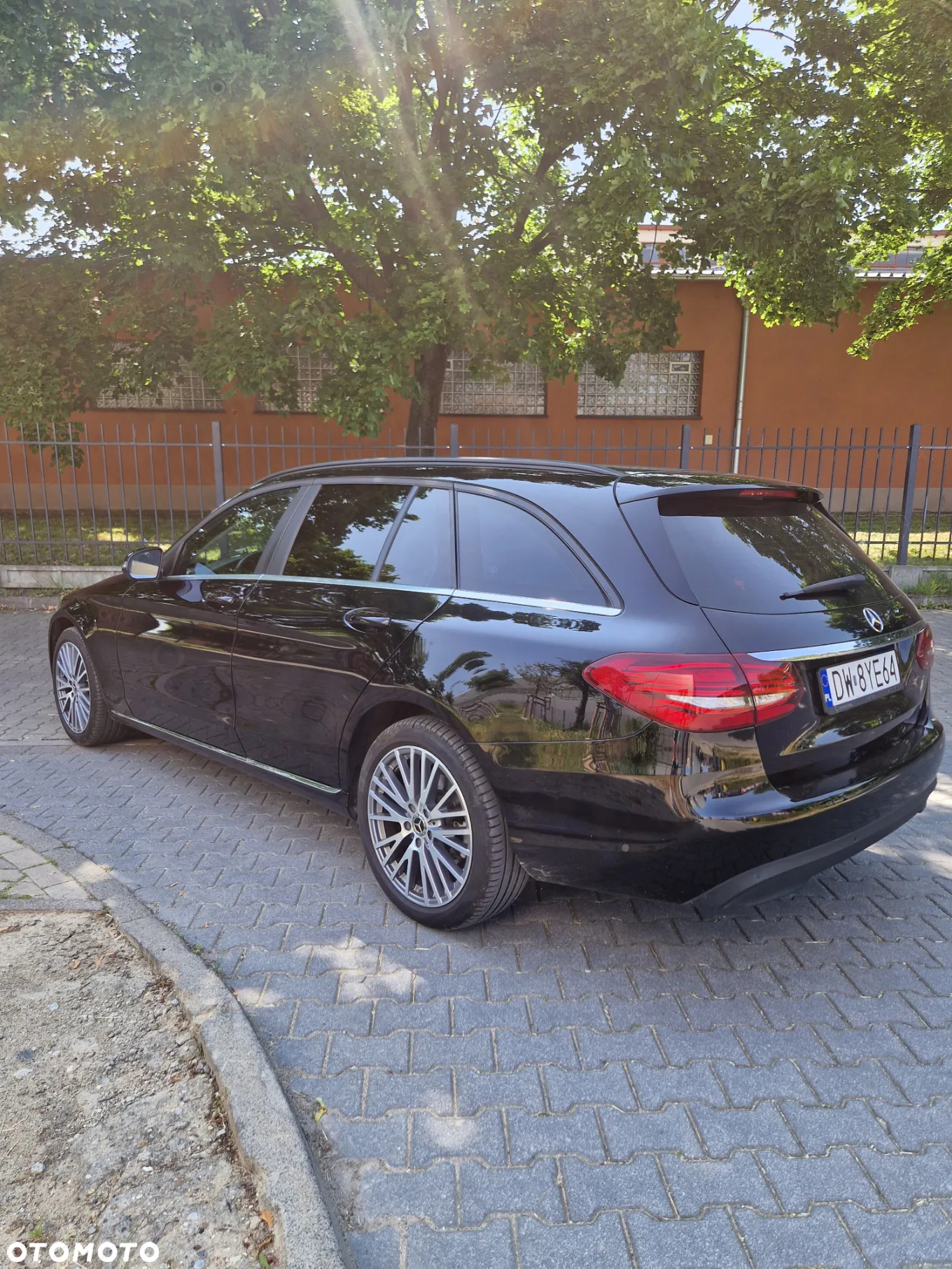 Mercedes-Benz Klasa C 180 d 9G-TRONIC - 25